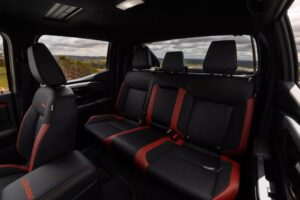 2026-Nissan-Navara-PRO-4X-19-2048×1366