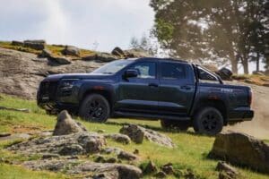 2026-Nissan-Navara-PRO-4X-6-2048×1366