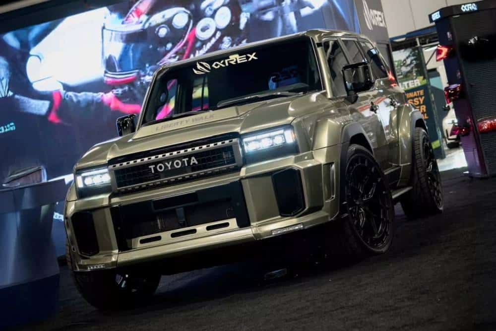 https://cdn.autogreeknews.gr/wp-content/uploads/2025/11/Alpharex-X-Liberty-Walk-Land-Cruiser-SEMA-4-2048x1-1.jpg