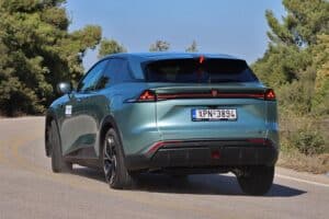 Changan Deepal S07 (14)