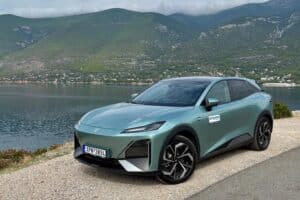 Changan Deepal S07 (20)