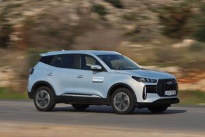 Chery Tiggo 4 1.5 Hybrid 204 PS (16)