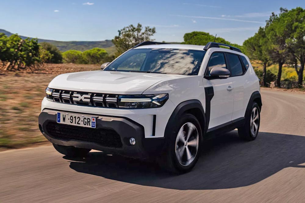 https://cdn.autogreeknews.gr/wp-content/uploads/2025/11/Dacia-Duster-III-hybrid-g-150-4X4-7.jpg