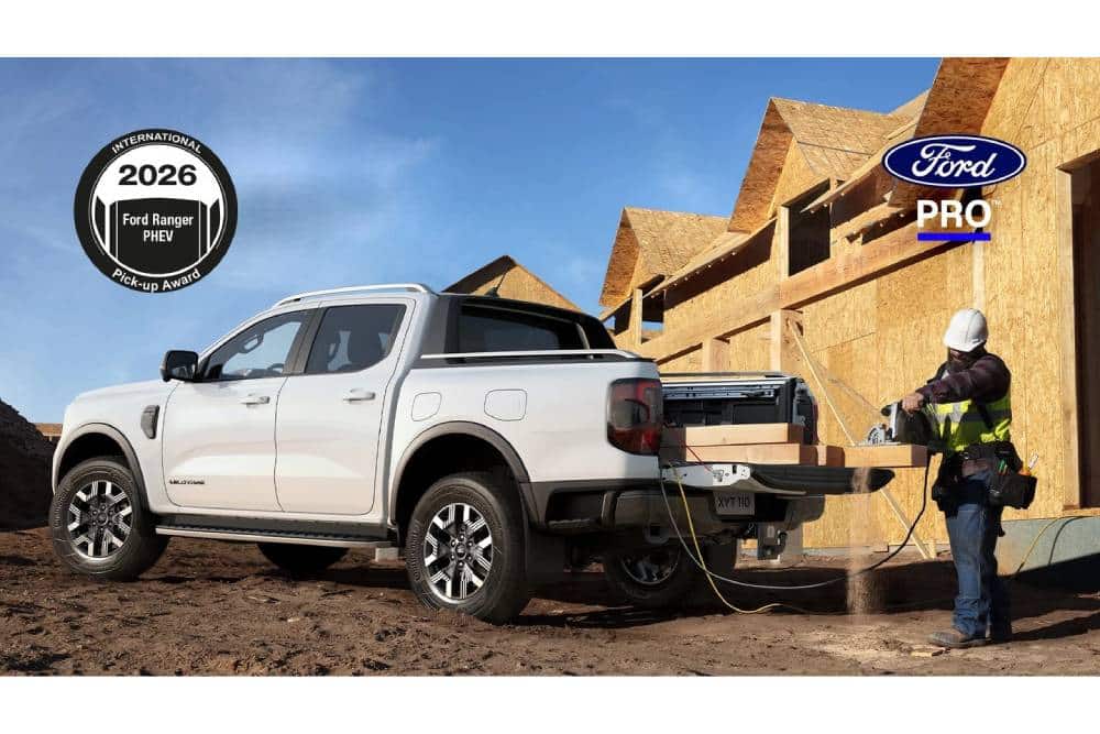 https://cdn.autogreeknews.gr/wp-content/uploads/2025/11/FORD-RANGER-PHEV-IPUA-1.jpg
