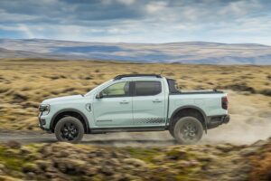 FORD-RANGER-PHEV_05
