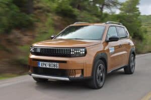 Αγάπη μόνο το Fiat Grande Panda Hybrid και σε τιμή
