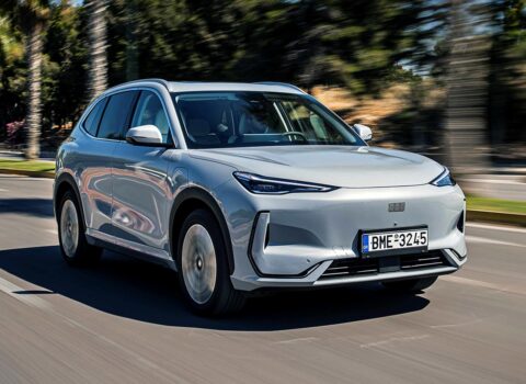 Μείον 8.000 ευρώ προσφέρεται το Geely EX5