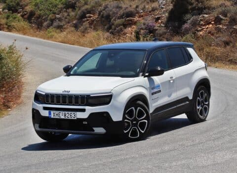 Πιο συμφέρον από ποτέ το Jeep Avenger e-Hybrid 