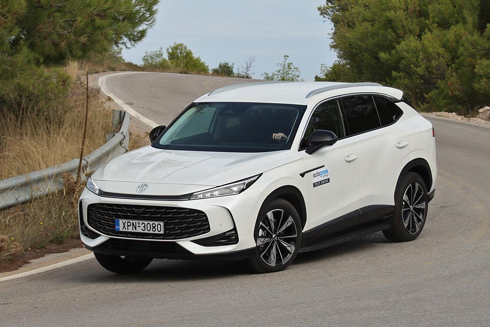https://cdn.autogreeknews.gr/wp-content/uploads/2025/11/MG-HS-PHEV-37.jpg