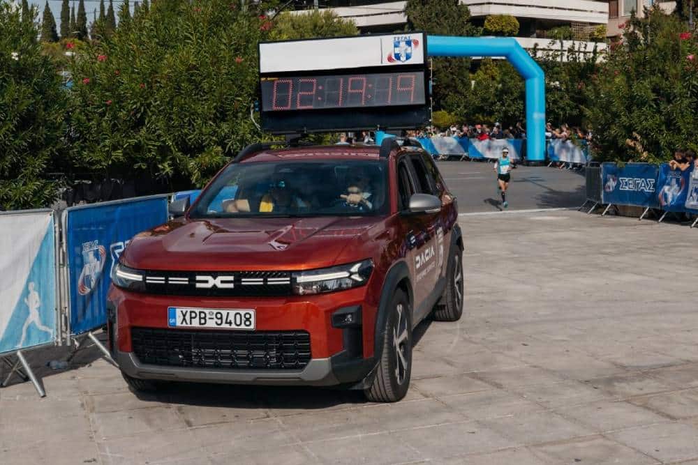 https://cdn.autogreeknews.gr/wp-content/uploads/2025/11/Marathon25_205-1.jpg
