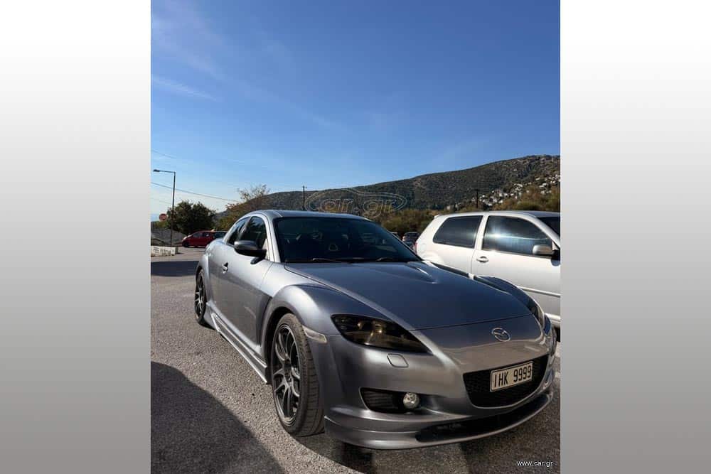https://cdn.autogreeknews.gr/wp-content/uploads/2025/11/Mazda-RX-8-2004.jpg