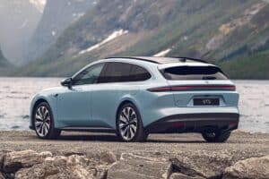 NIO-ET5-Touring-(3)