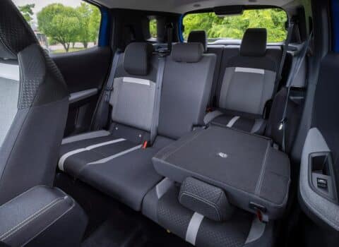 «Μεγάλο» υβριδικό SUV από μόνο 22.900 ευρώ