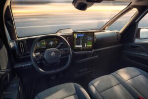 Renault Trafic Van E-Tech electric (18) (1)