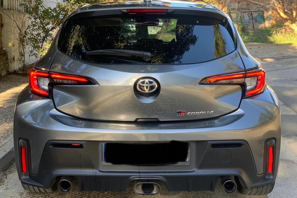 https://cdn.autogreeknews.gr/wp-content/uploads/2025/11/Toyota-Corolla-2023-GR-FOUR-SPORT-8.jpg