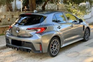 Toyota-Corolla-2023-GR-FOUR-SPORT-(9)