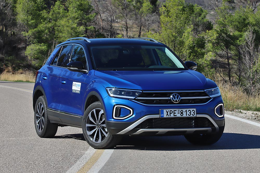 https://cdn.autogreeknews.gr/wp-content/uploads/2025/11/VW-T-Roc-1.5-TSI-Dream-3.jpg