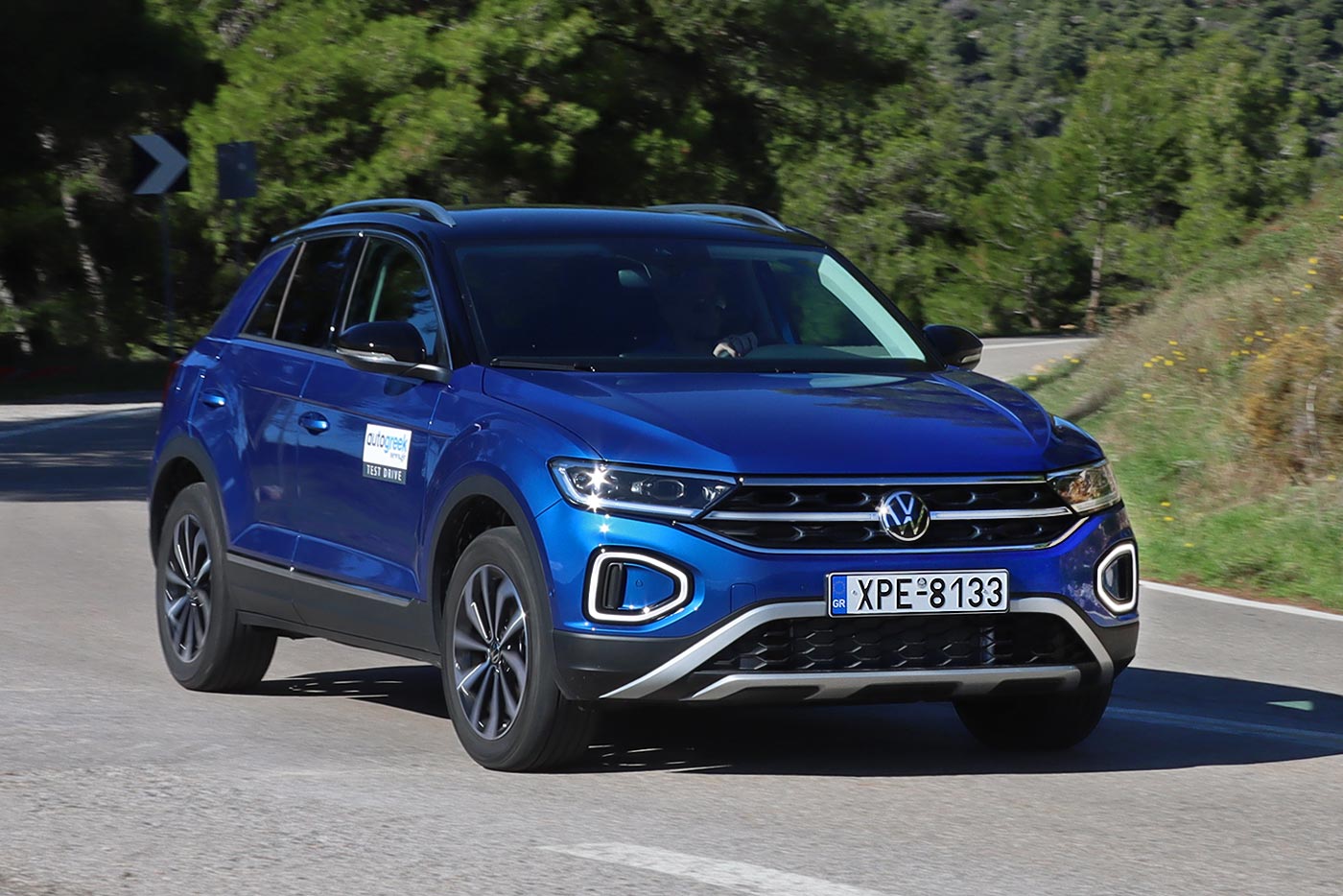 https://cdn.autogreeknews.gr/wp-content/uploads/2025/11/VW-T-Roc-1.5-TSI-Dream-35.jpg