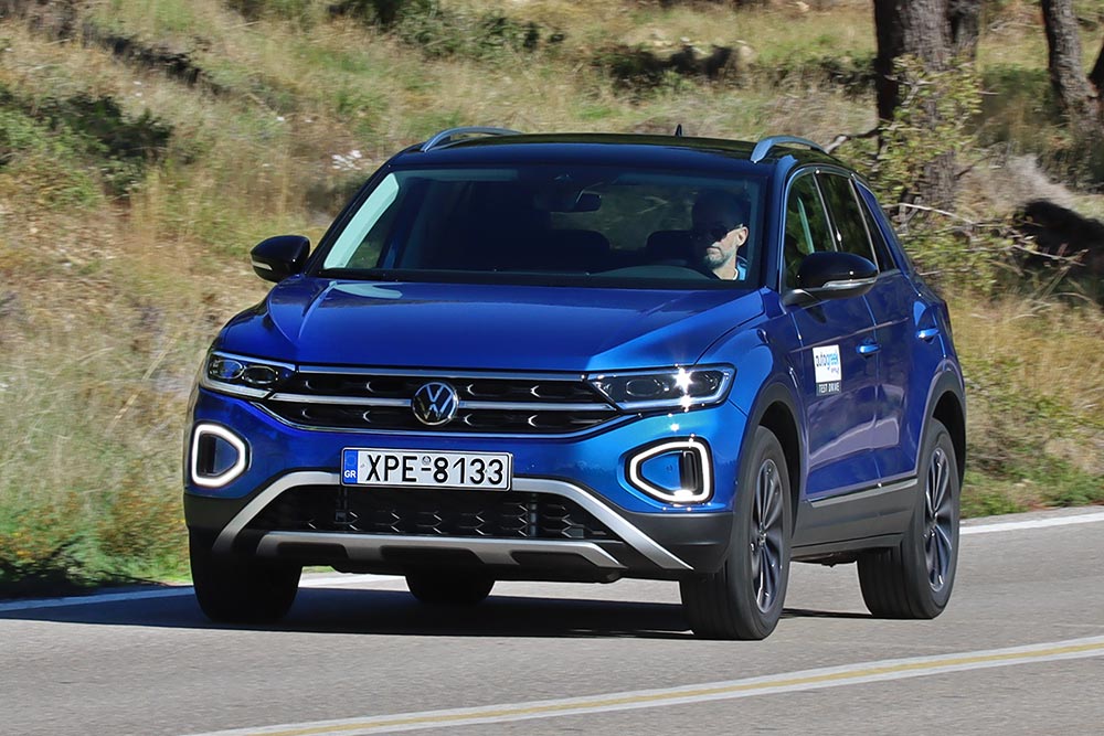https://cdn.autogreeknews.gr/wp-content/uploads/2025/11/VW-T-Roc-1.5-TSI-Dream-38.jpg
