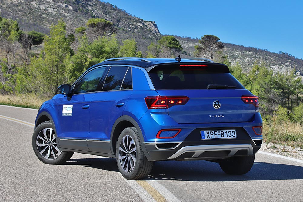 https://cdn.autogreeknews.gr/wp-content/uploads/2025/11/VW-T-Roc-1.5-TSI-Dream-5.jpg