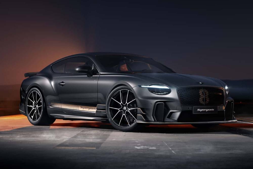 https://cdn.autogreeknews.gr/wp-content/uploads/2025/11/bentley-continental-gt-supersports-3.jpg