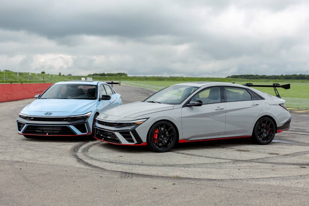 https://cdn.autogreeknews.gr/wp-content/uploads/2025/11/hyundai-elantra-n-tcr-edition-5.jpg