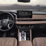 mitsubishi outlander phev 03