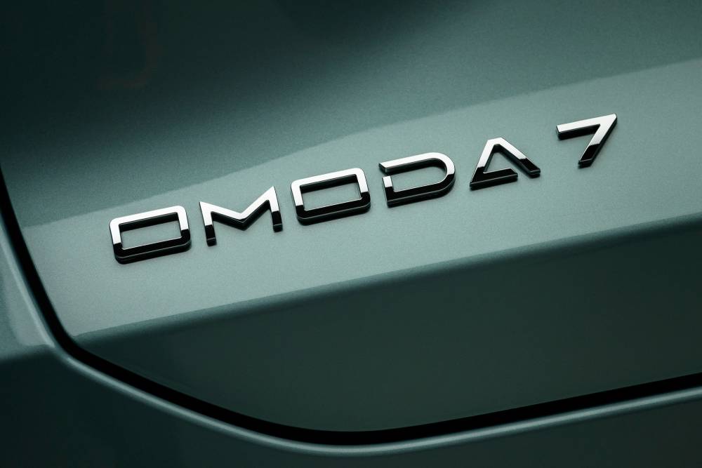 https://cdn.autogreeknews.gr/wp-content/uploads/2025/11/new-omoda-7-3.jpg