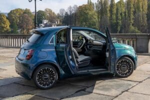 Fiat-500-Hybrid-(7)