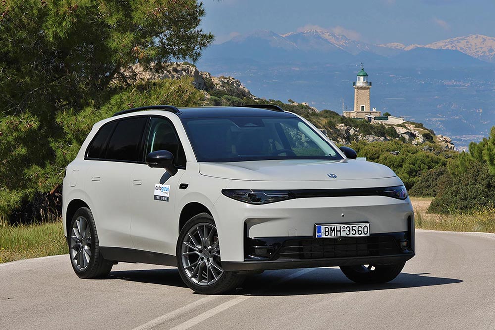 https://cdn.autogreeknews.gr/wp-content/uploads/2025/12/Leapmotor-C10-Hybrid-EV-12.jpg