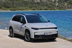 Leapmotor C10 Hybrid EV (15)