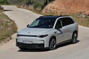 Leapmotor C10 Hybrid EV (29)