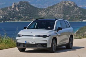 Leapmotor C10 Hybrid EV (9)