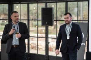 MAXUS-D&L-EVENT_0292-small