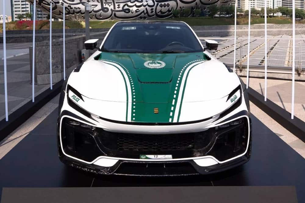 https://cdn.autogreeknews.gr/wp-content/uploads/2025/12/Mansory-Ferrari-Purosangue-Dubai-Police-1.jpg