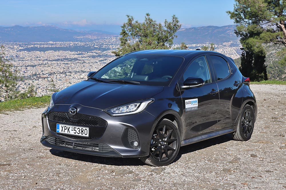 https://cdn.autogreeknews.gr/wp-content/uploads/2025/12/Mazda2-Hybrid-8.jpg