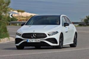 Mercedes-Benz A 200 MY25 (1)
