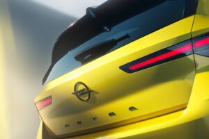 NewOpelAstra (3) (1)