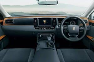 Toyota-Century-Japan-14-2048×1097