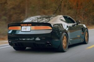 a-legend-reborn-meet-the-modern-trans-am-that-gm-f (4)