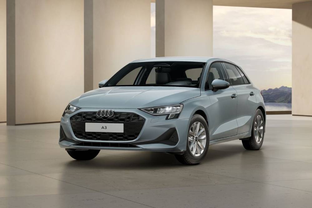 https://cdn.autogreeknews.gr/wp-content/uploads/2025/12/audi-a3-sportback-7.jpg