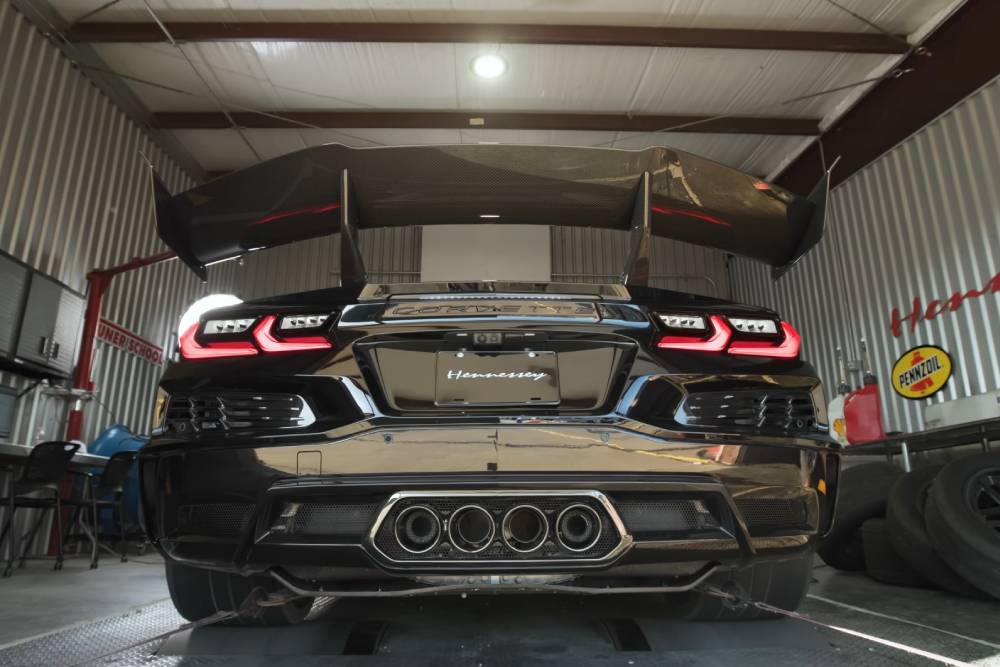 https://cdn.autogreeknews.gr/wp-content/uploads/2025/12/corvette-zr1-dyno-03.jpg