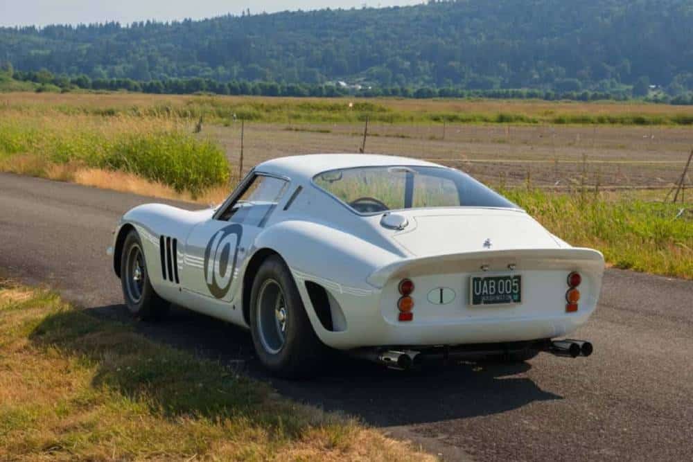 https://cdn.autogreeknews.gr/wp-content/uploads/2025/12/ferrari-250-gto-auction-16.jpg