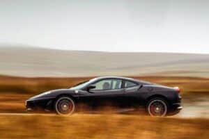 Χειροκίνητη Ferrari F430 πάει «καρφωτή» στην autobahn (+video)