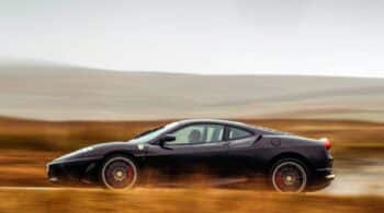 Χειροκίνητη Ferrari F430 πάει «καρφωτή» στην autobahn (+video)