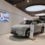 geely experience store (7) (1)