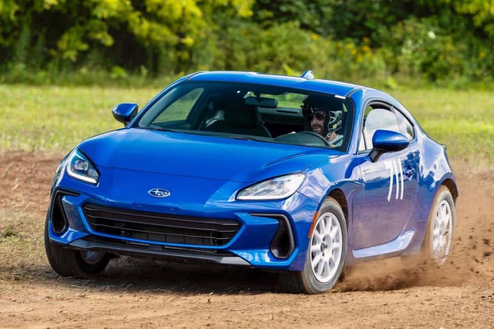 https://cdn.autogreeknews.gr/wp-content/uploads/2025/12/lifted-subaru-brz-5.jpg