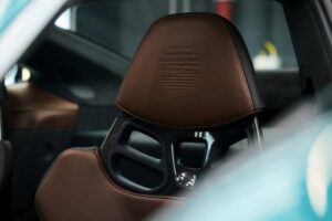 meet-the-911-formosa-the-only-such-car-that-porsch (11)