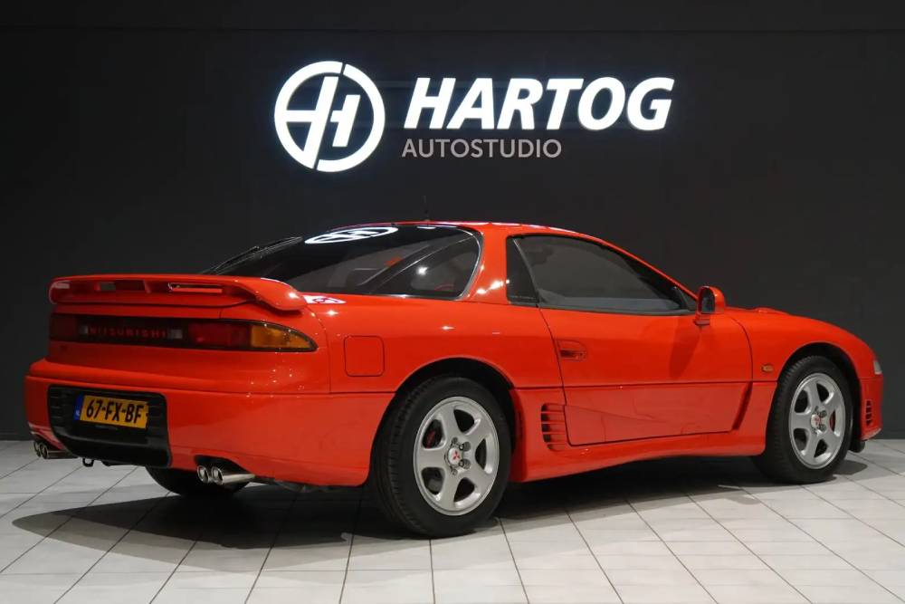 https://cdn.autogreeknews.gr/wp-content/uploads/2025/12/mitsubishi-3000gt-for-sale-6.jpg