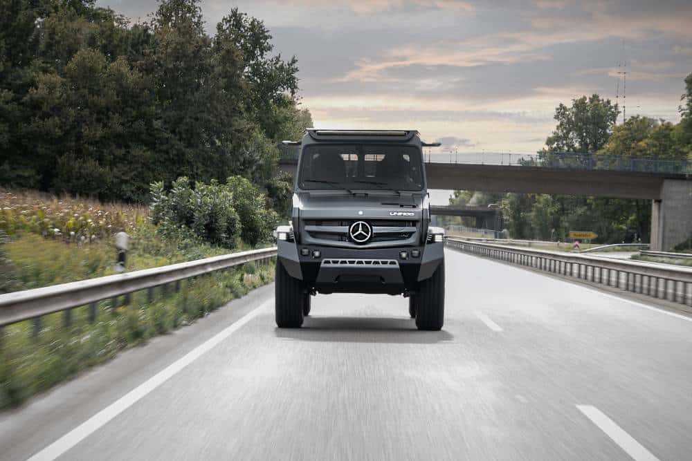 https://cdn.autogreeknews.gr/wp-content/uploads/2025/12/most-luxurious-unimog-4.jpg